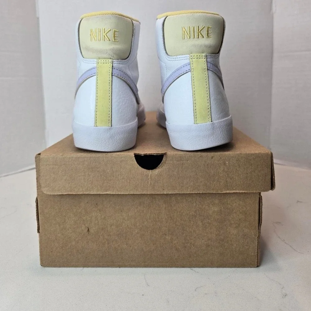 Nike-(GS) Nike Blazer Mid '77 'Easter'Kid's size 7y